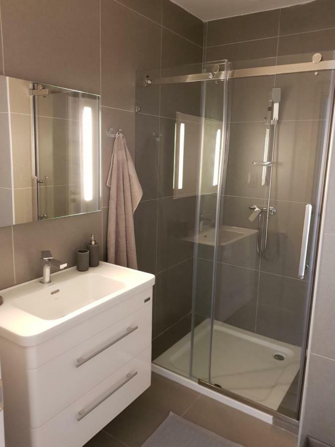 Duplex Maisonette With Heated P-Pool And Jacuzzi Saint Julian's 외부 사진
