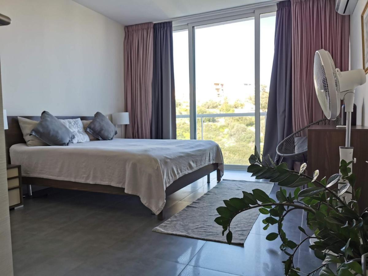 Duplex Maisonette With Heated P-Pool And Jacuzzi Saint Julian's 외부 사진